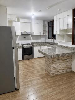 Departamento amplio 2 habitaciones en la 4ta cdra la paz - 3