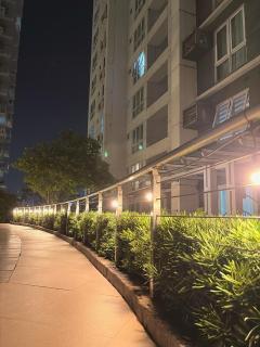 Spacious Studio Unit at Abreeza Place Tower 1, Near Abreeza Mall, Davao City Center - 8