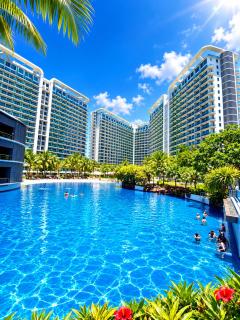 Azure Beach Resort Modern Condo Near SM Bicutan and BGC - 0