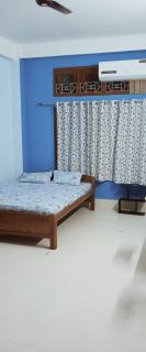 Cozy Nook Urban Homestay! - 9