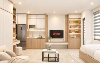 Westlake House By Jen 2 - 7