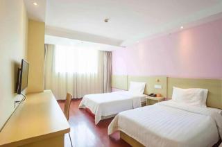7 Days Inn Luzhou Longma Avenue District Government - 7