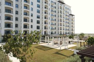 Elegant 1BR Apartment | Yas Golf Collection - 7