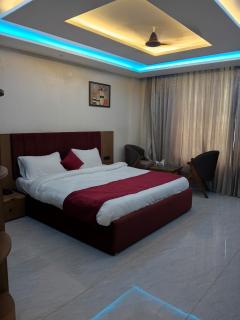 RR Hotel - 9