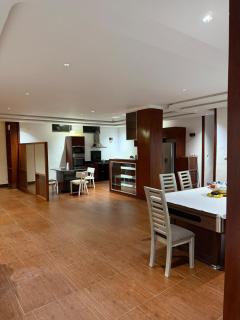Spacieux appartement 3 chambres avec parking Cotonou Avotrou - 4