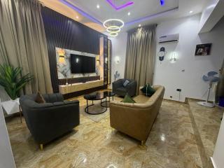 Max Ashford 3 Bedroom duplex GRA Quarters Sagamu - 0