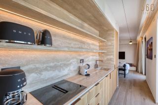 Mercury Towers the only with private Jakuzzi - 8