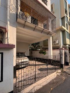 Premium Cozy Homestay AC Peaceful Stay Perfect for Kolkata Getaway - 9