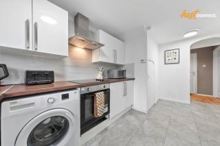 3 bed house, 4 beds for 4 workers, free parking - 3