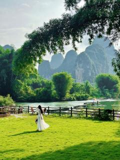 L'Eau Vive de Qixi Meidi - Riverfront Infinity Pool & Log Cabin Cafe - Outdoor Cooking Class - English Speaking Service - E-Bike Tours - Complimentary Shuttle within 8 Kilometers - 1