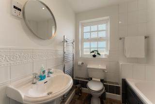 Lovely 4 Bedroom House in Central York - Sleeps 10 - 4