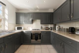 Lovely 4 Bedroom House in Central York - Sleeps 10 - 3