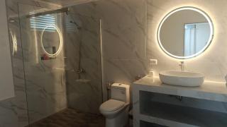 ROYAL SUITES - PORT BARTON - 3