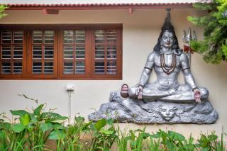 SaffronStays Aashray - 9