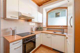 EasyStay Apartment - by myNests - 3