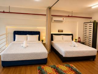 The CEO Executive Duplex NearQueensbay fiz airport - 0