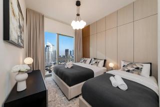 2BR for 8 with Burj & Fountain View, Downtown - Dubai - 9
