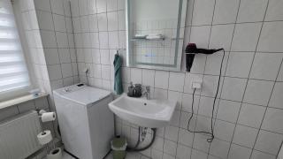 Gemütliche 2-Raum Wohnung in zentraler Lage - 1