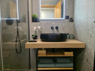 The 306 Corso Harrachov - 5
