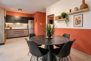 Stylish 2Bed City Stay with Balcony Near Valletta - 3
