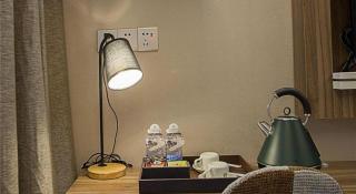 Borrman Hotel Zhenjiang Dashikou Suning Plaza - 5