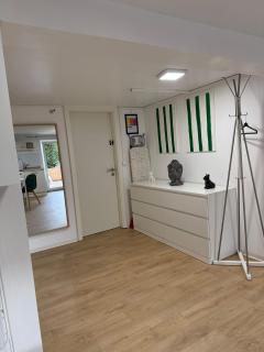 Studio with Garden - 8