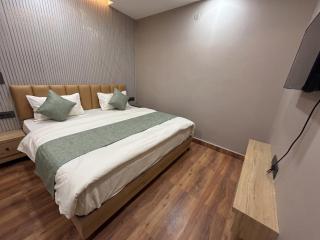 FabHotels Vyronest Rooms - 6