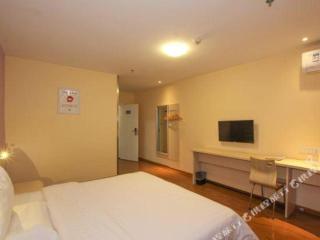 7 Days Inn Guilin Beiji Plaza Yushan Garden - Guilin - 2