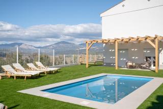 Nueva Espectacular casa junto al Embalse de La Viñuela Vistas al lago y Montaña - 0