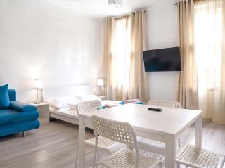 Wiener Stadthalle Nearby - Cozy Group Apts, WiFi - 4