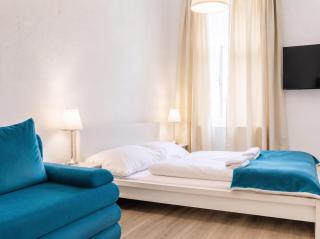 Wiener Stadthalle Nearby - Cozy Group Apts, WiFi - 3