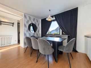 Team Villa - 2 Baths Laundry and Free Parking - Gothenburg - 8