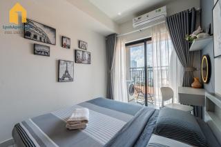 Soho Flat Central balcony D1 - 5