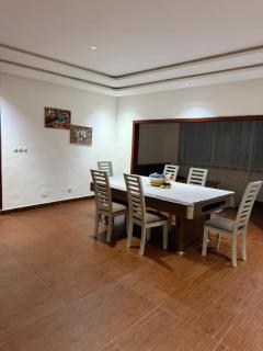 Spacieux appartement 3 chambres avec parking Cotonou Avotrou - 9
