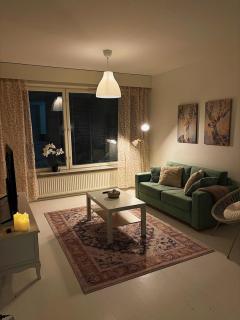 A bright home in a prime location! - 0