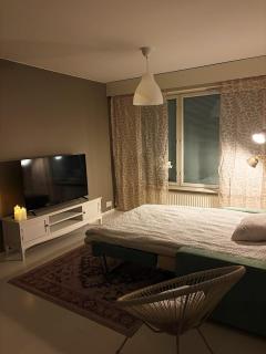 A bright home in a prime location! - 7