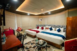 Hotel Vrinda - 7