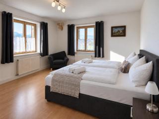 Moderne Ferienwohnung nahe Innsbruck mit Bergblick - 3