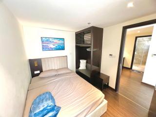 SkyLux 2BR The Saphire Residence Sea View - 4
