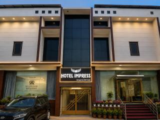 Hotel Impress By RMR Hotels - 5