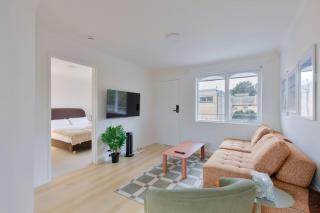 Stylishly Renovated 1BDR 1BA Unit in Brunswick - Melbourne - 9