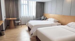 Guangzhou Liangyou Qicheng Hotel (Gangding Subway Station Jinan University Branch) - 5