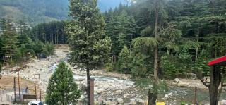 Shanti Cafe - Signature Stays Manali - 5