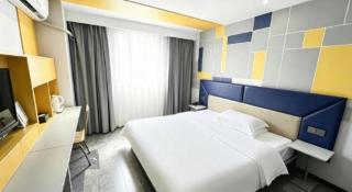 7 Days Inn Hefei Railway Metro Station - 2