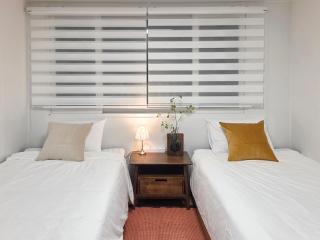 The Mediance, 1 minute to Samgakji area, 2 rooms, 3 beds, Myeongdong, Hongdae, Itaewon, Seoul Station, maximum 4 people, HYBE, airport bus - Seul - 1