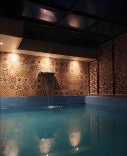 SkySuite Lux Private Pool Penthouse & Night Views - 6