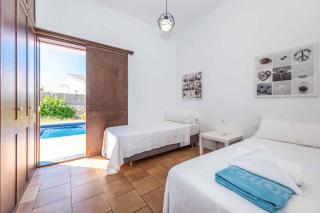 Villa Tamarells Ullastres - Punta Prima - 5