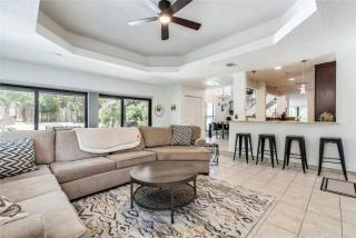 Spacious Hill Country Retreat with Private Pool & Hot Tub in Texas - 4