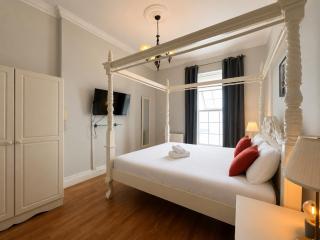 Characterful 1BDR Cottage with Loft in Dublin - 7