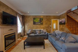 Family-friendly house near Toronto airport - 3